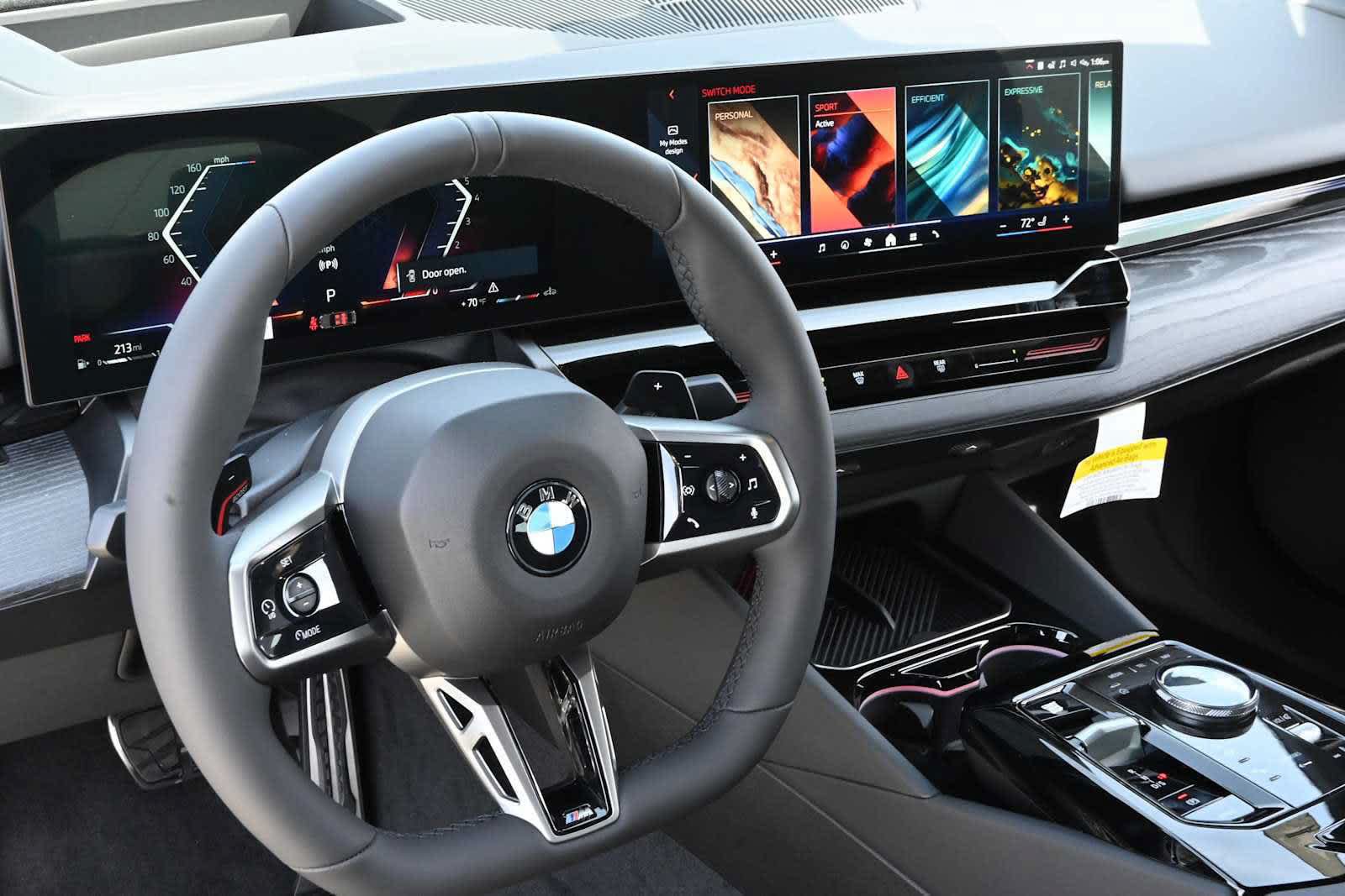 Used 2026 BMW 530i w/ M Sport Package RWD image 11