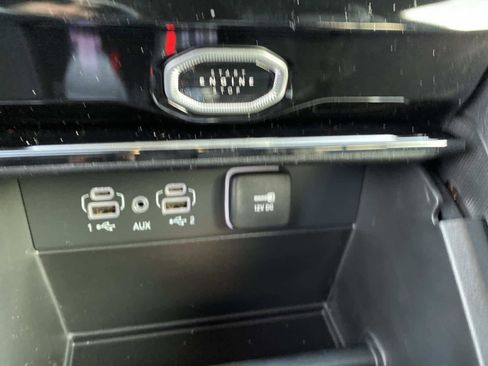 New 2026 Jeep Grand Cherokee Limited image 12