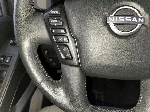 Certified 2022 Nissan Frontier SV image 23