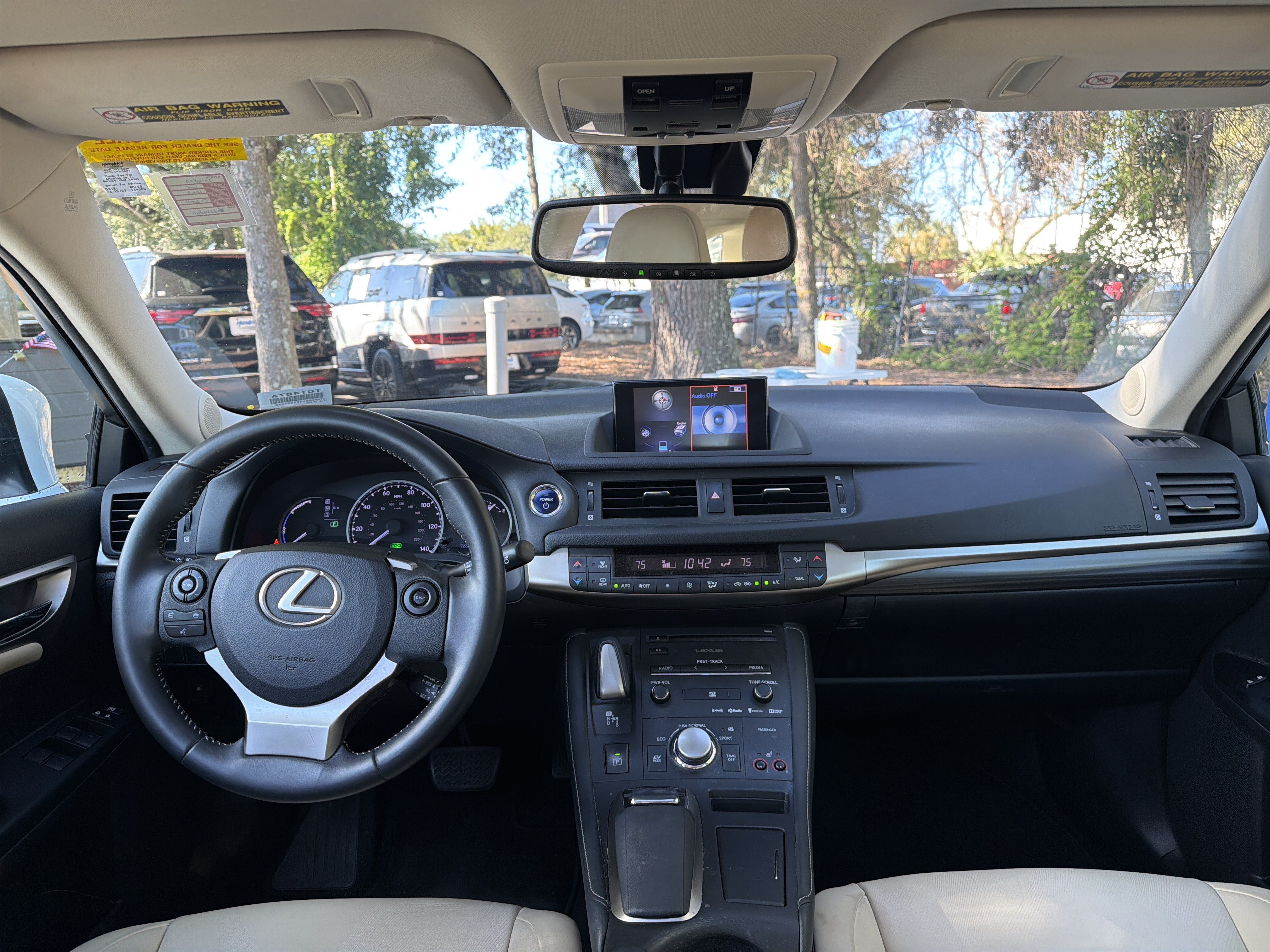 Used 2015 Lexus CT 200h w/ Navigation Package FWD image 43