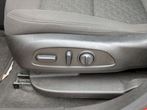 Used 2021 Chevrolet Blazer LT image 16