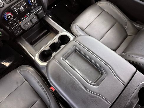 Used 2020 Chevrolet Silverado 1500 RST w/ All-Star Edition AWD/4WD image 35