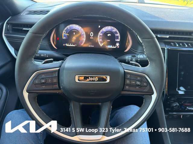 Used 2023 Jeep Grand Cherokee L Laredo AWD/4WD image 17