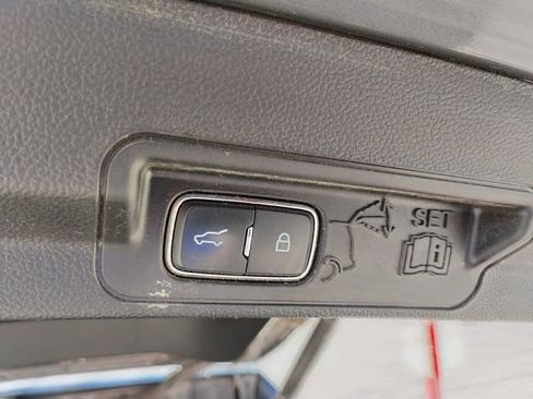 Used 2023 Ford Explorer XLT w/ Equipment Group 202A image 11