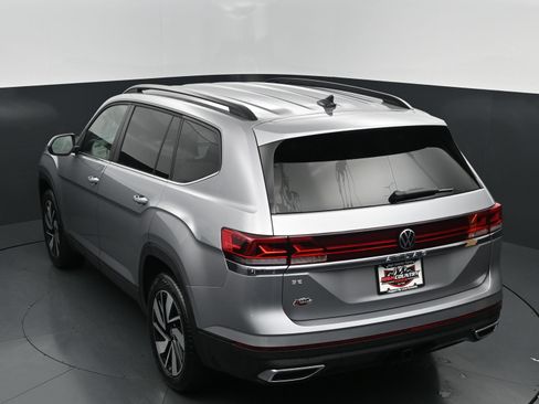 Used 2026 Volkswagen Atlas SE FWD image 31