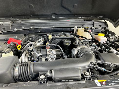 Used 2023 Jeep Wrangler Sport AWD/4WD image 27