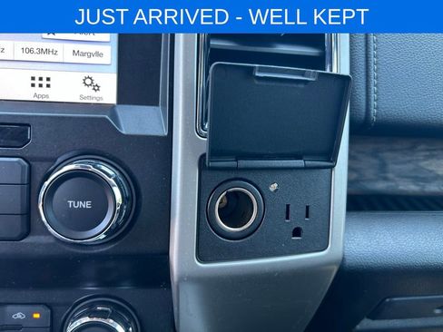 Certified 2019 Ford F150 Lariat w/ Trailer Tow Package AWD/4WD image 31