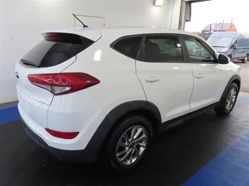 Used 2018 Hyundai Tucson SE FWD image 14