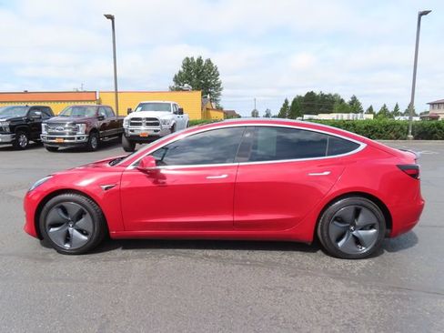 Used 2019 Tesla Model 3 Long Range RWD image 4