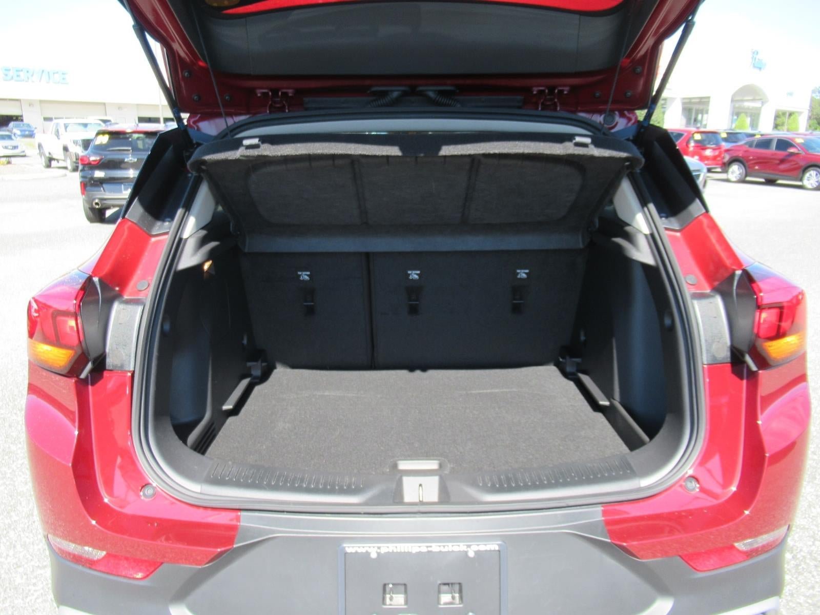 Used 2024 Buick Encore GX Preferred w/ Comfort Package FWD image 36