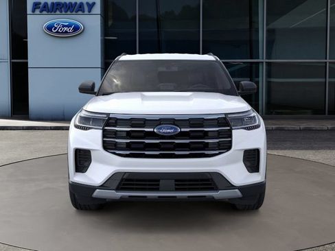 Used 2025 Ford Explorer Active RWD image 7