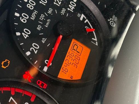 Used 2019 Nissan Frontier SV image 12