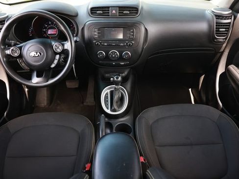 Used 2016 Kia Soul + FWD image 2