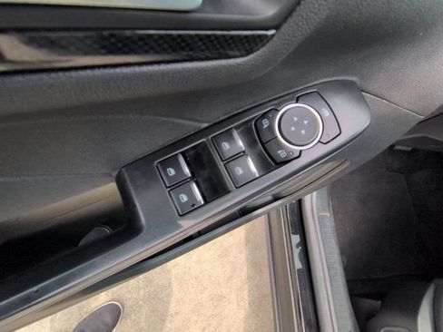 Used 2025 Ford Escape ST-Line AWD/4WD image 13