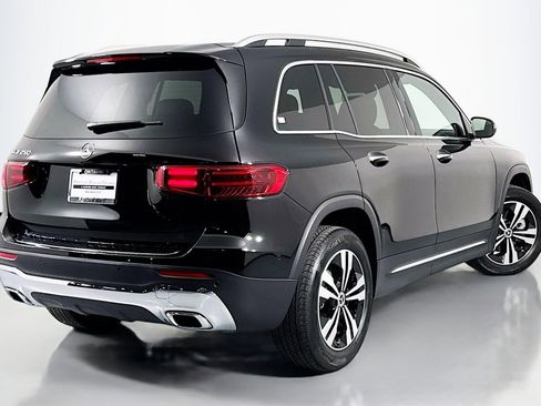 Certified 2025 Mercedes-Benz GLB 250 image 12