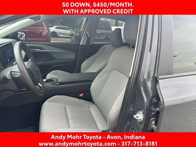 Used 2025 Toyota Camry LE FWD image 9