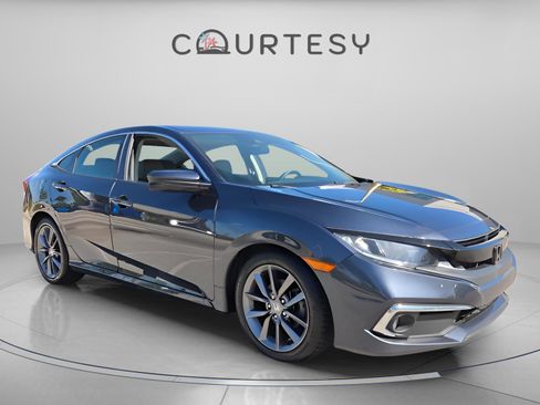 Used 2020 Honda Civic EX image 9