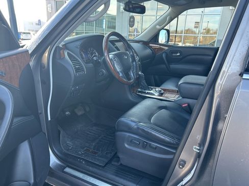 Used 2019 INFINITI QX80 Luxe image 8
