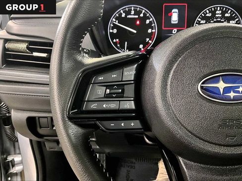 Used 2025 Subaru Forester Premium image 23