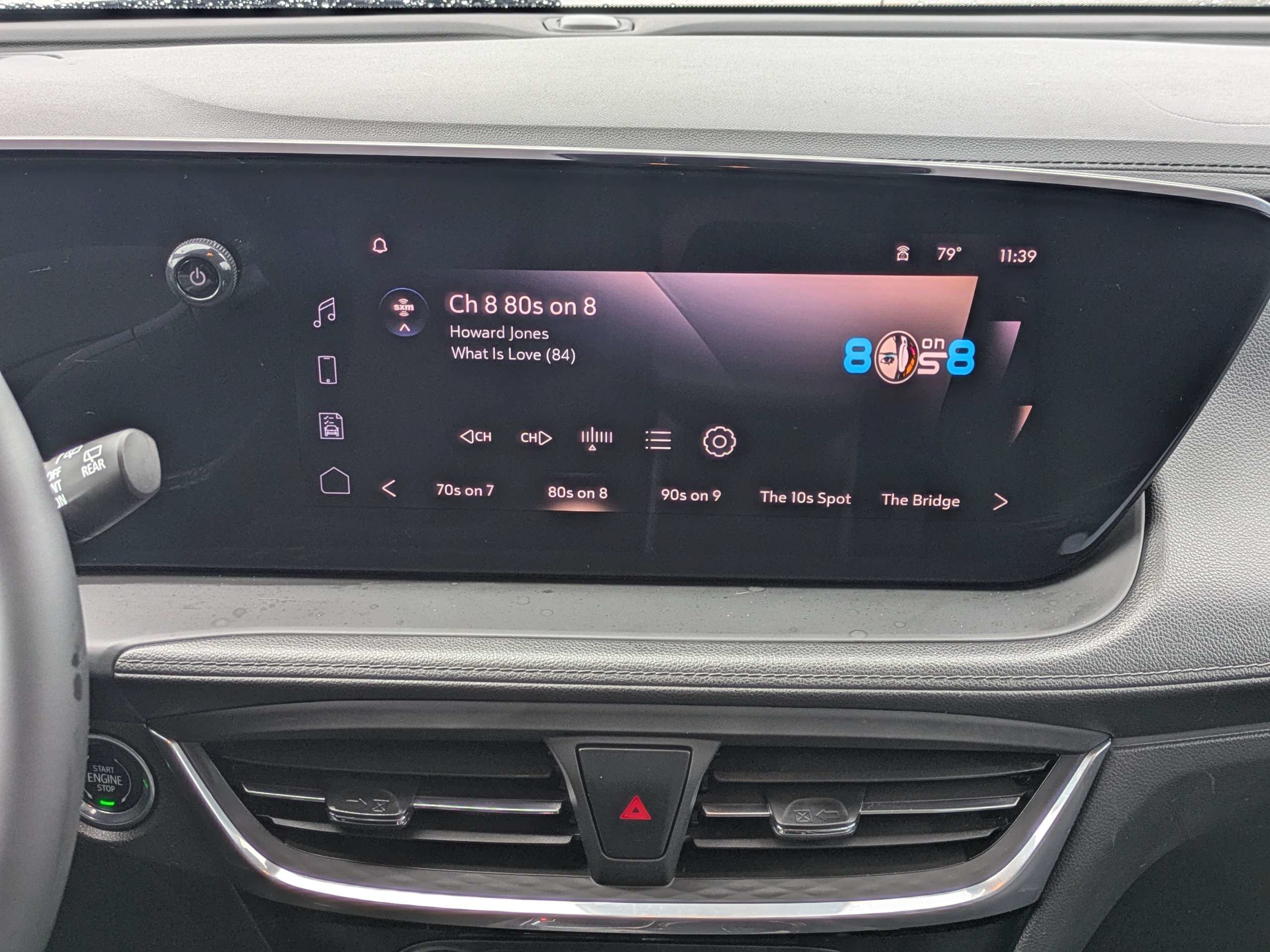 Used 2024 Buick Encore GX Sport Touring w/ Comfort Package FWD image 17