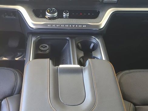 New 2025 Ford Expedition Tremor image 20