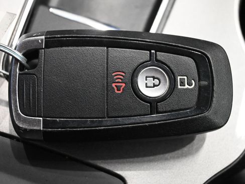 Certified 2023 Ford Edge SEL image 26