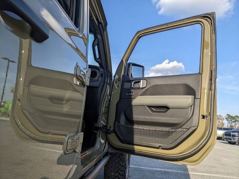 New 2026 Jeep Gladiator Mojave image 57