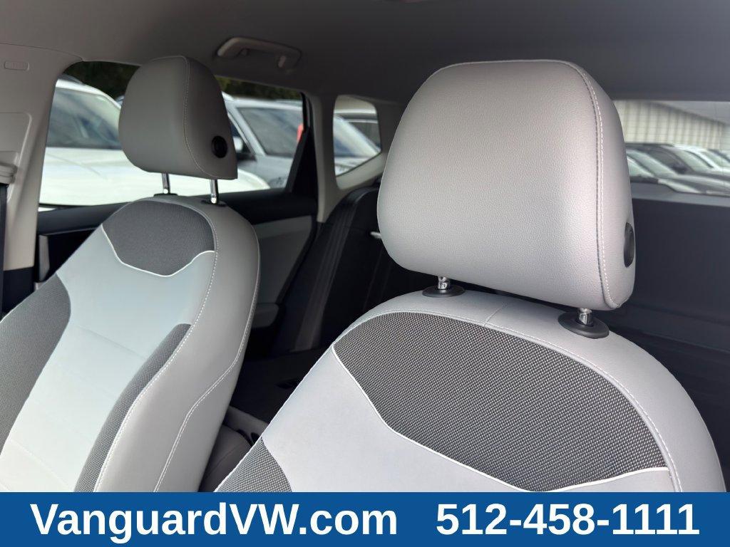 Used 2023 Volkswagen Taos SE FWD image 10