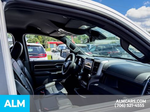 Used 2025 RAM 1500 Laramie AWD/4WD image 16