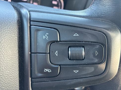 Used 2022 GMC Sierra 2500 AT4 w/ AT4 Premium Plus Package image 15