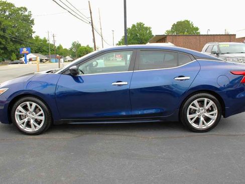 Used 2017 Nissan Maxima 3.5 S FWD image 2