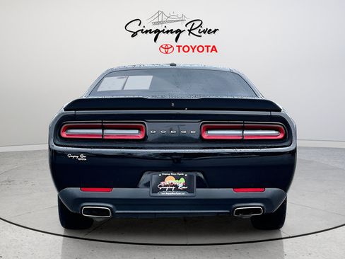 Used 2019 Dodge Challenger SXT w/ Blacktop Package RWD image 5