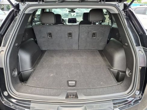 Used 2025 Chevrolet Blazer LT AWD/4WD image 28