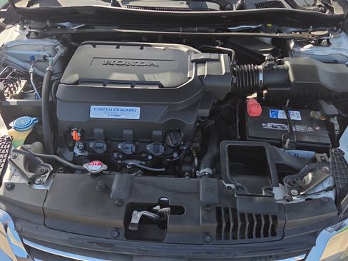 Used 2015 Honda Accord EX-L image 19