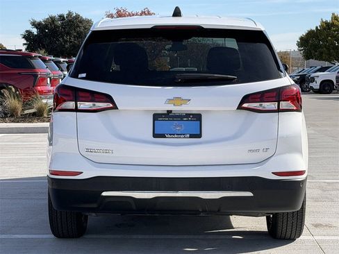 Used 2023 Chevrolet Equinox LT image 5