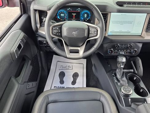 New 2026 Ford Bronco Outer Banks w/ Sasquatch Package AWD/4WD image 7