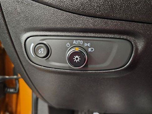 Used 2018 Chevrolet Equinox LS AWD/4WD image 15
