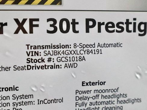 Used 2020 Jaguar XF Prestige image 36
