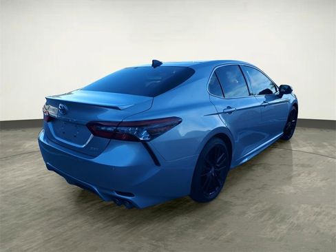 Used 2023 Toyota Camry XSE image 5