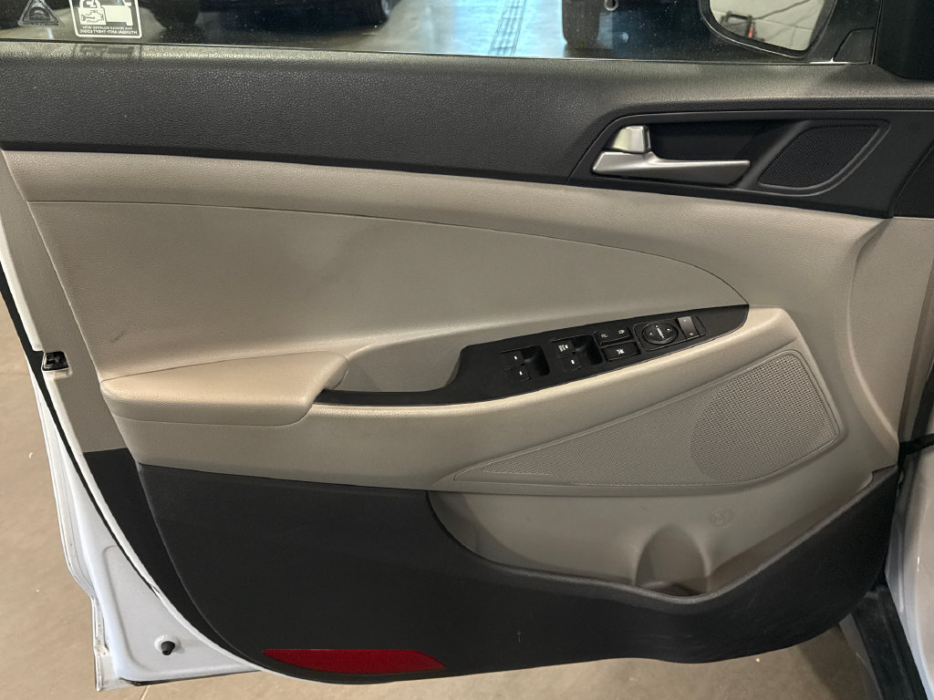 Used 2018 Hyundai Tucson SE AWD/4WD image 8