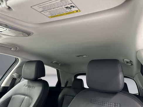 Certified 2025 Hyundai Ioniq 5 SEL RWD image 18
