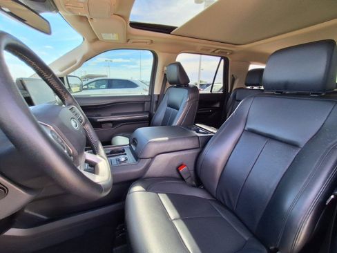 Used 2024 Ford Expedition Max XLT AWD/4WD image 11