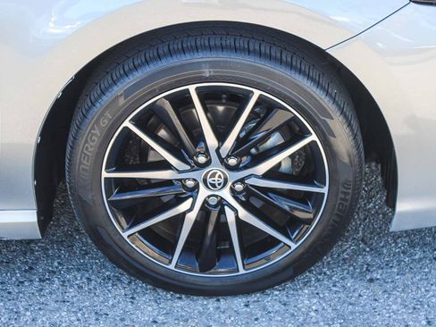 Used 2023 Toyota Camry SE image 11