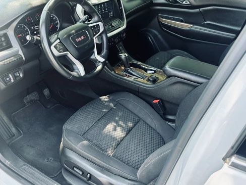 Used 2017 GMC Acadia SLE AWD/4WD image 21