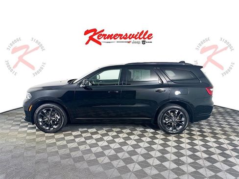 Used 2024 Dodge Durango SXT w/ SXT Blacktop Group image 4