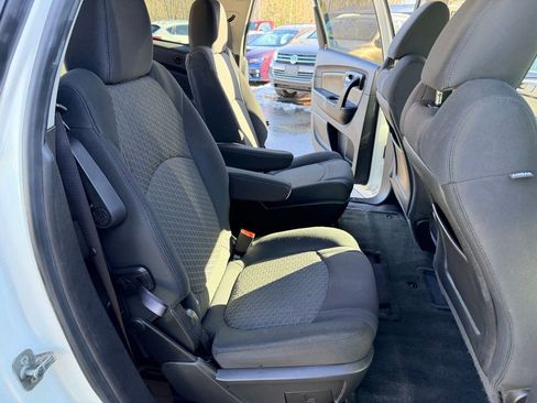 Used 2012 Chevrolet Traverse LT w/ All-Star Edition image 31