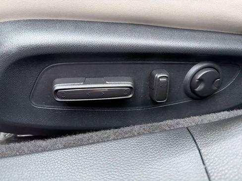 Used 2023 Honda Accord Touring image 18