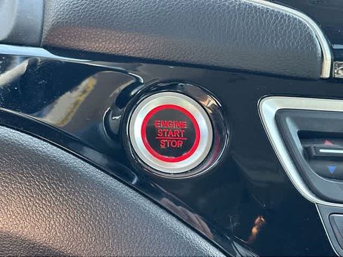 Used 2019 Honda Pilot Touring image 11
