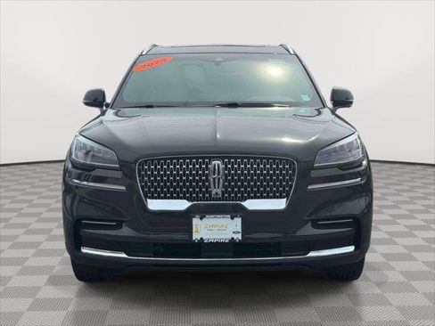 Used 2023 Lincoln Aviator Reserve w/ Elements Package Plus AWD/4WD image 2