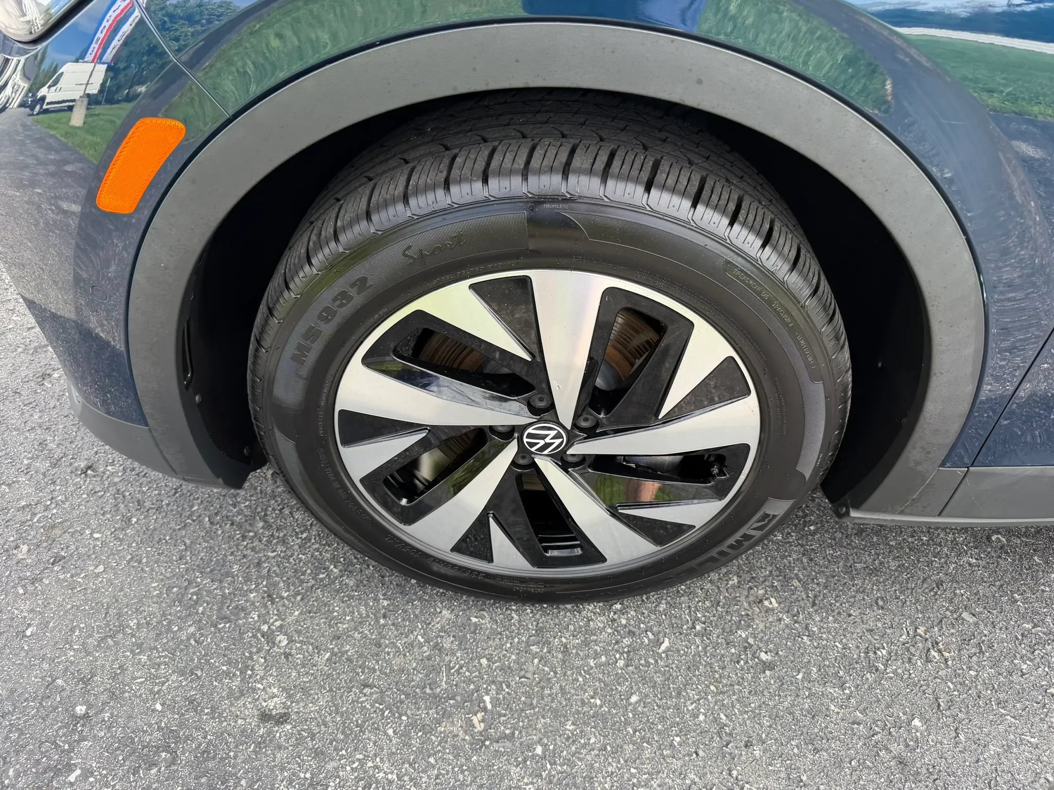 Used 2023 Volkswagen ID.4 Pro RWD image 37